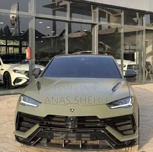 Lamborghini Urus 2024 Gray