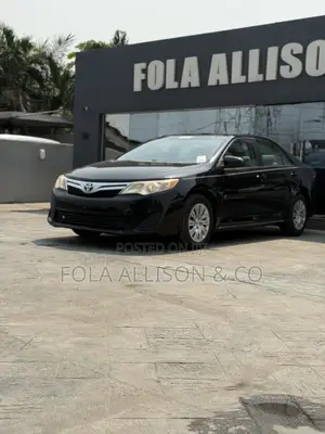 Toyota Camry LE 4dr Sedan (2.5L 4cyl 6A) 2013 Black