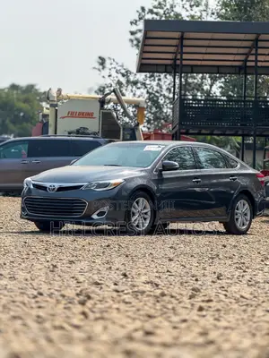 Toyota Avalon XLE Premium 4dr Sedan (3.5L 6cyl 6A) 2014 Gray