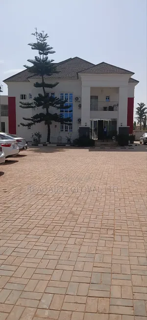 A 13 Rooms Hotel, Lounge, Pool, Restaurant for Sale at Rayfield Jos So