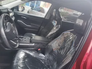 Toyota Highlander 2022 Red
