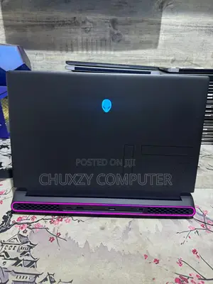 Laptop Dell Alienware M17 R5 32GB AMD Ryzen 9 SSD 1T