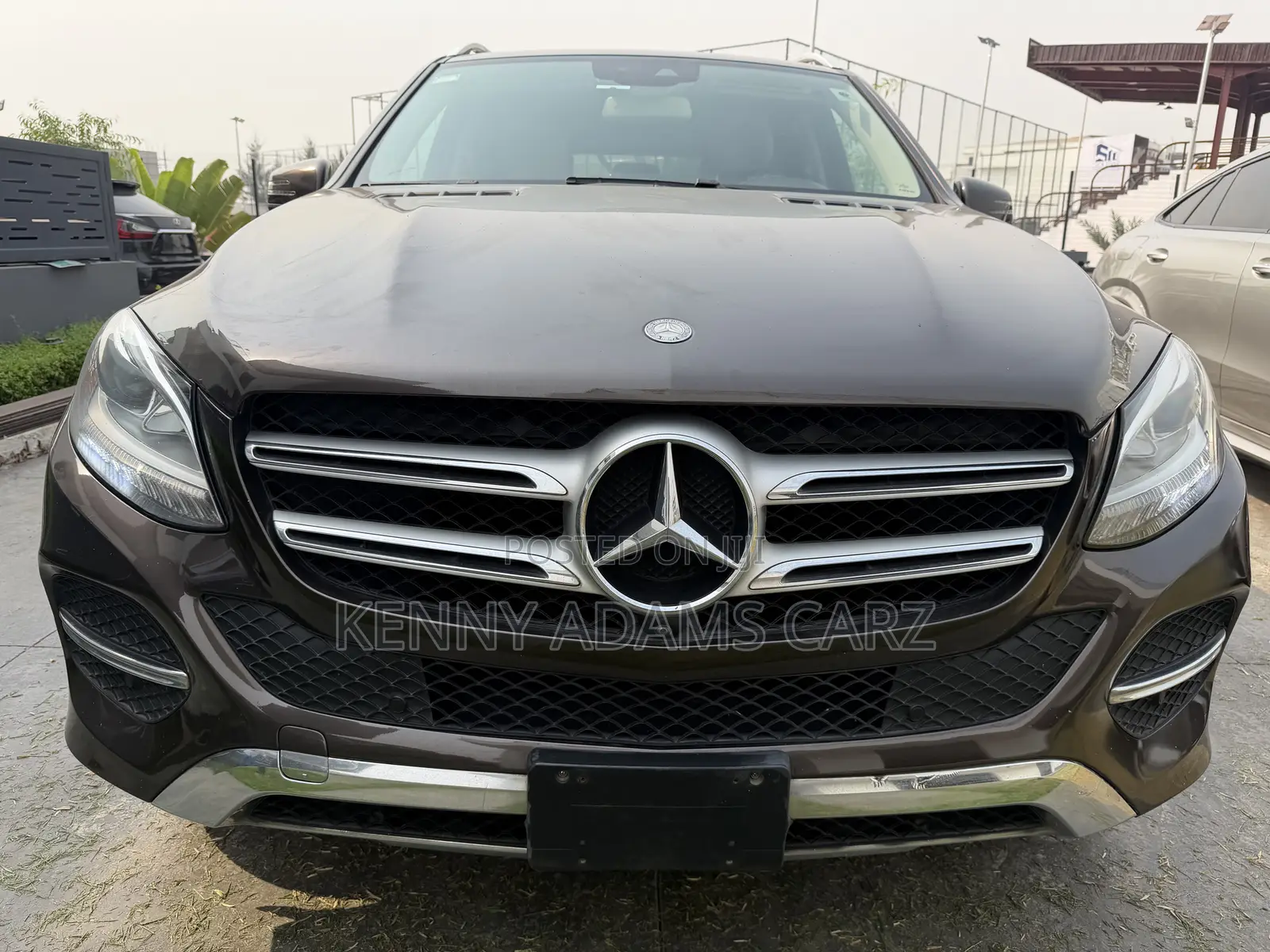 Mercedes-Benz GLE-Class 2016 Brown