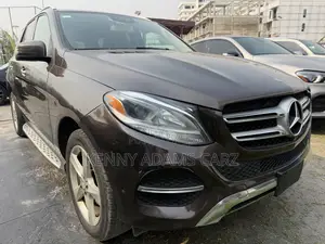 Mercedes-Benz GLE-Class 2016 Brown