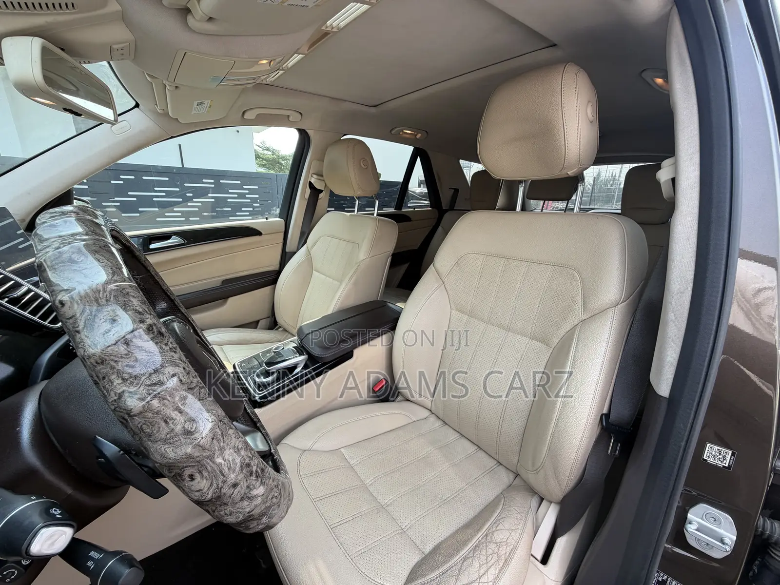 Mercedes-Benz GLE-Class 2016 Brown