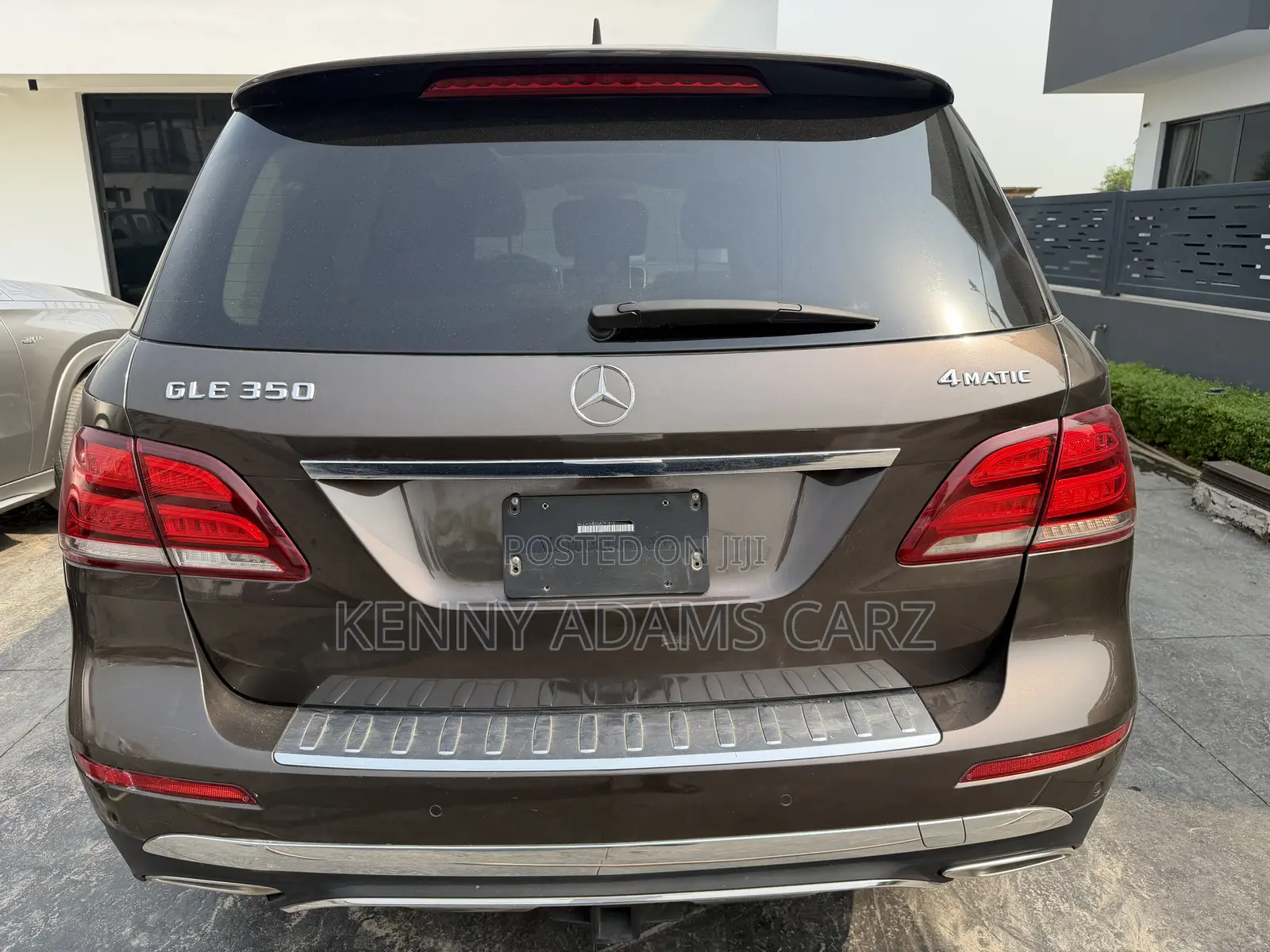 Mercedes-Benz GLE-Class 2016 Brown