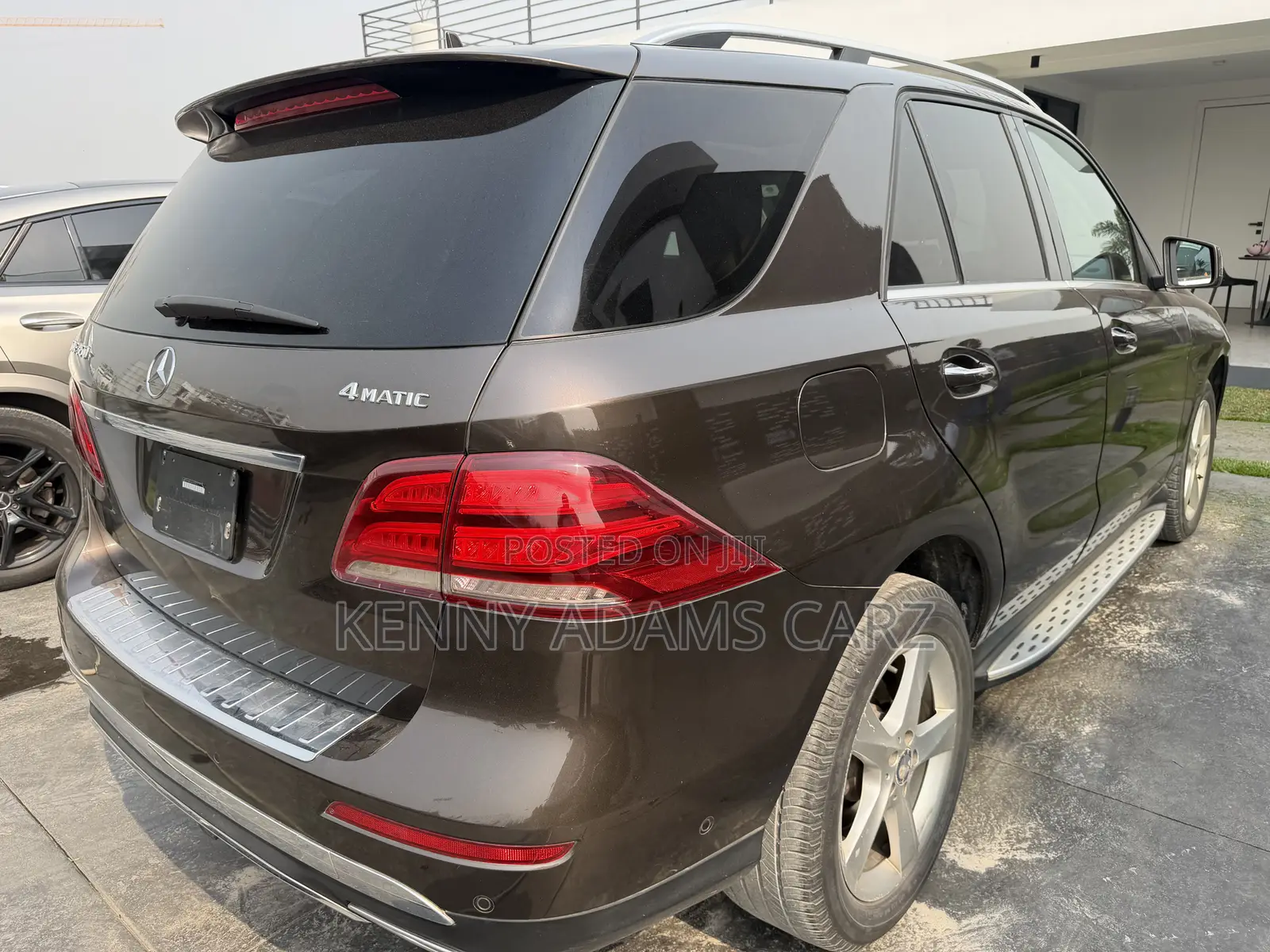 Mercedes-Benz GLE-Class 2016 Brown