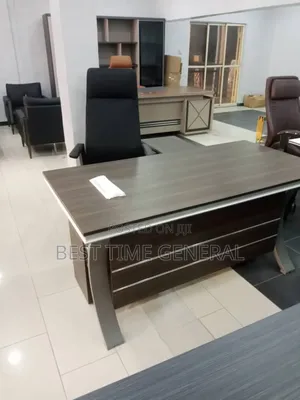 Luxury Executive Office Table and Chair