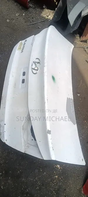Empty Boot Hyundai Elantra 2017