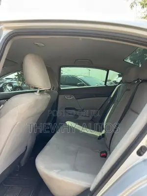 Honda Civic Sedan LX 2013 Silver