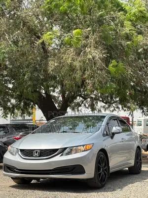 Honda Civic Sedan LX 2013 Silver