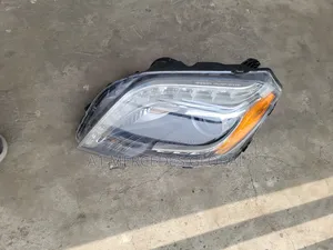 Mercedes-Benz GLK Charger Headlight 2013
