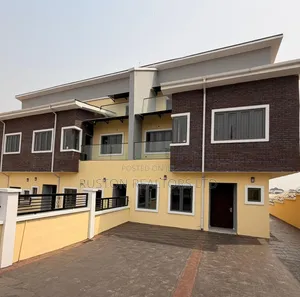 4bdrm Duplex in Akobo for sale