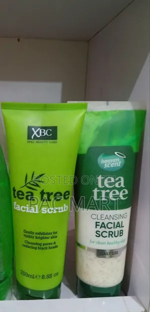 Tea Tree Facial Scrub
