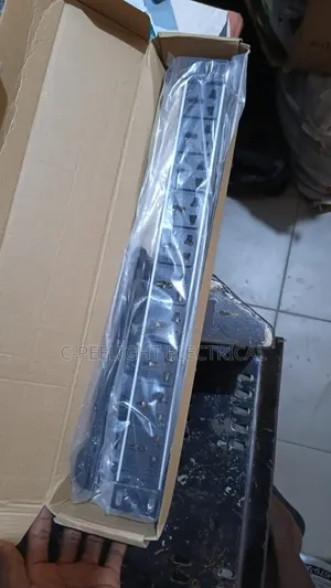 Original 10-way Extension Socket