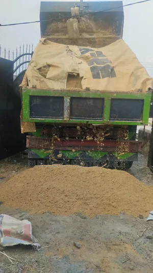 5, 10 and 15 Tons of Sharp Sand
