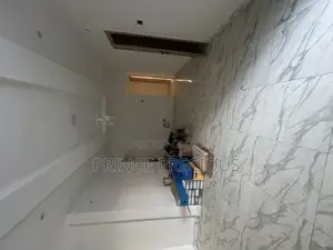 2bdrm Apartment in Skymall Estate, Sangotedo for rent