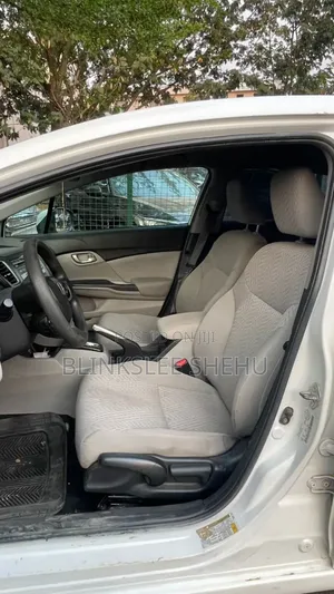 Honda Civic 2011 White