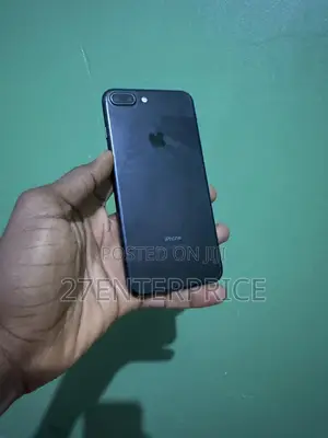 Apple iPhone 7 Plus 128 GB Black