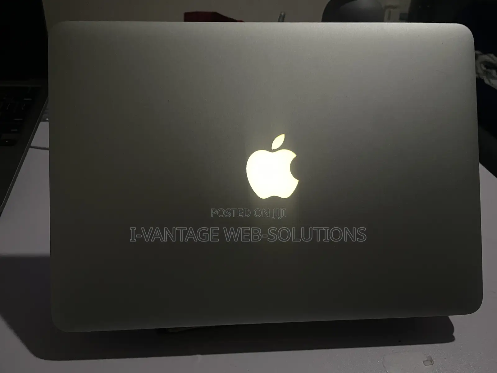 Laptop Apple MacBook Pro 2015 16GB Intel Core I5 SSD 256GB