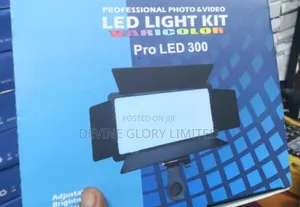 Varicolor Pro Led 300 RGB Video Light – Rechargeable Studio Light