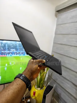 Laptop Dell Latitude 7400 8GB Intel Core I7 SSD 512GB