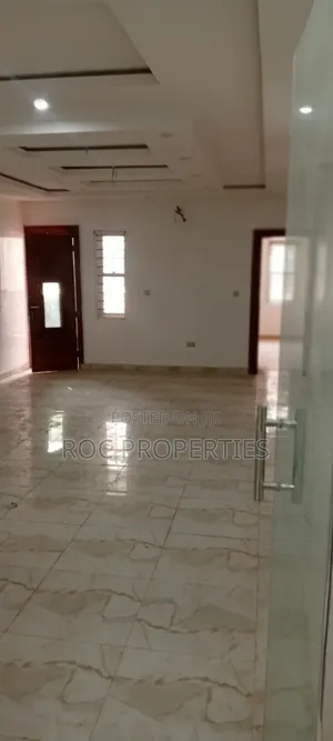 3bdrm Block of Flats in Kaura for rent