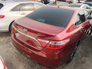 Toyota Camry XSE 4dr Sedan (2.5l 4cyl 6A) 2016 Red