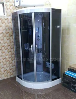 100 By 100cm Shower Room With Accessories