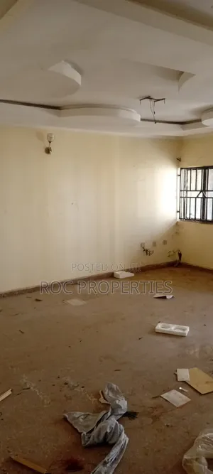 3bdrm Block of Flats in Durumi for rent