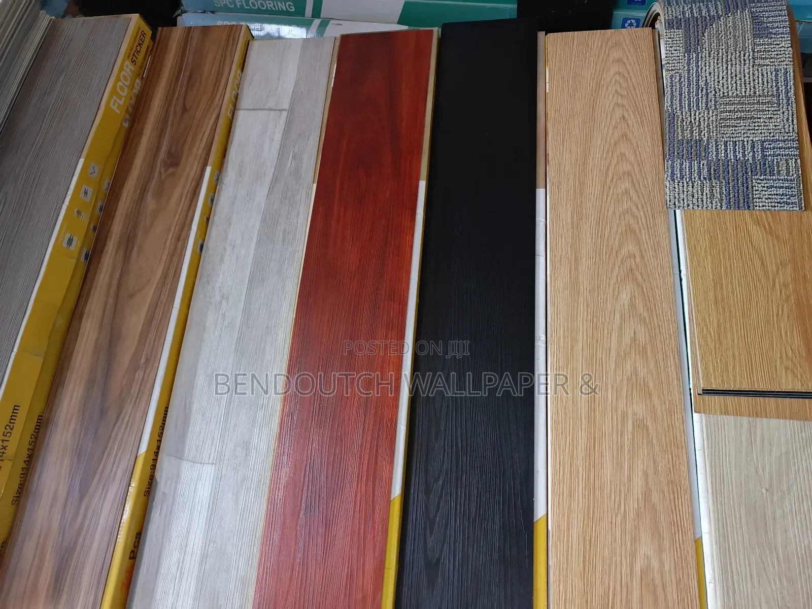 Vinyl Floor Tile