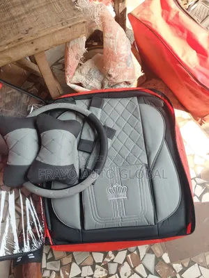 Crown Seat Cover