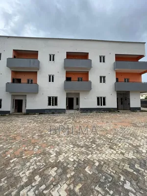 4bdrm Duplex in Gaduwa for sale