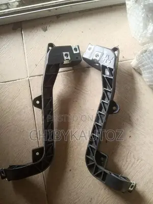Head Light Hanger for Ml 166 (2014)
