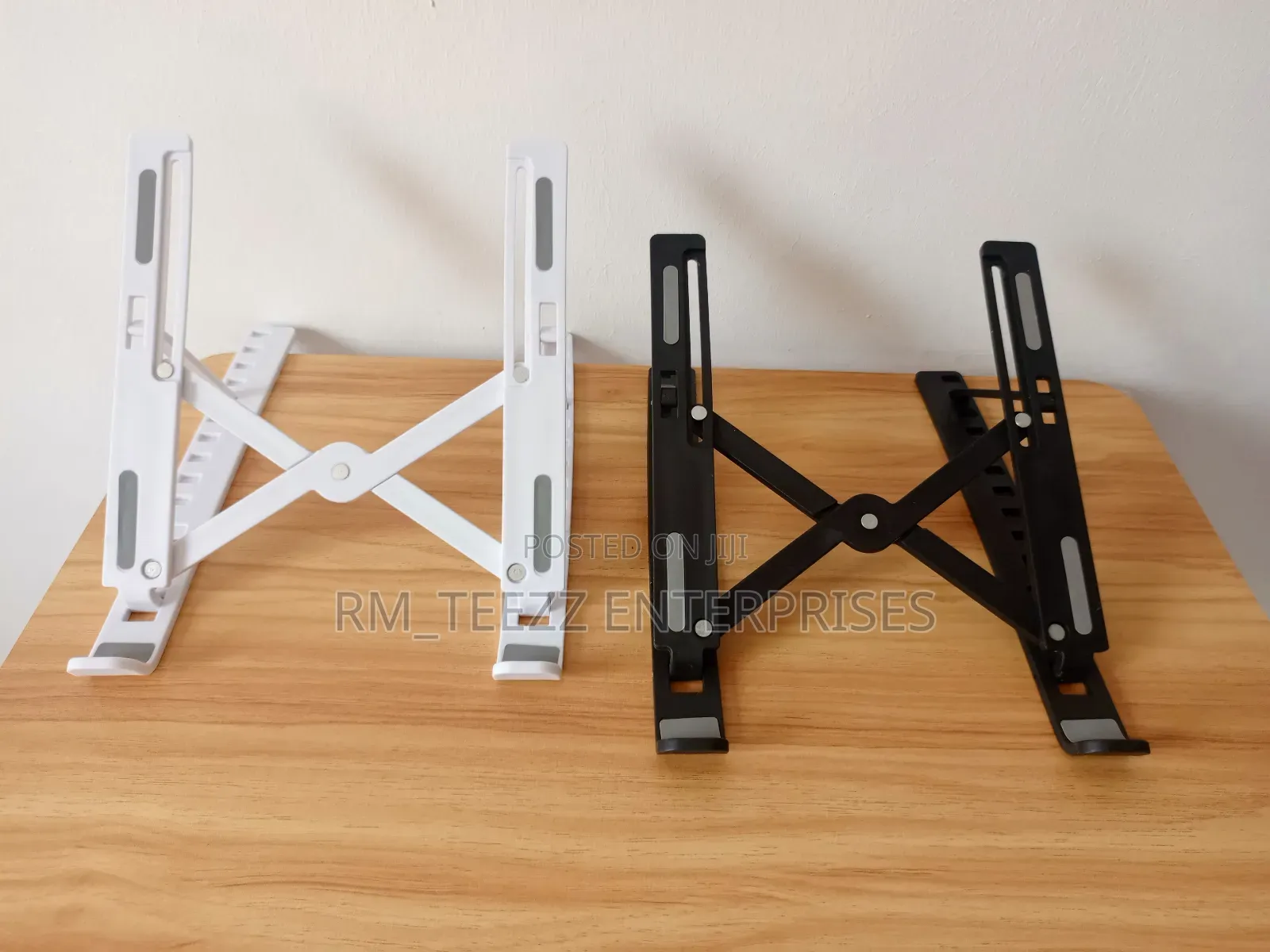 Foldable Laptop Stand