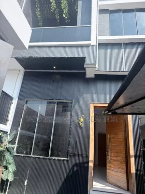 4bdrm Duplex in Ikota for rent