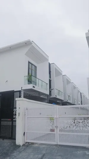 4bdrm Duplex in Ikota Gra Lekki for sale