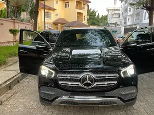 Mercedes-Benz GLE-Class 2021 Black