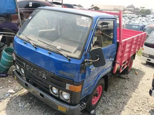 Toyota Dyna 200