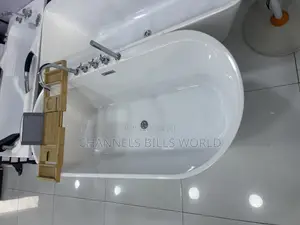 Standing Executive Bathtub With Rank