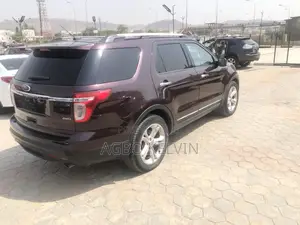 Ford Explorer 2013 Brown
