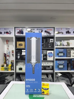 R100 RGB Light Stick + F970 Battery