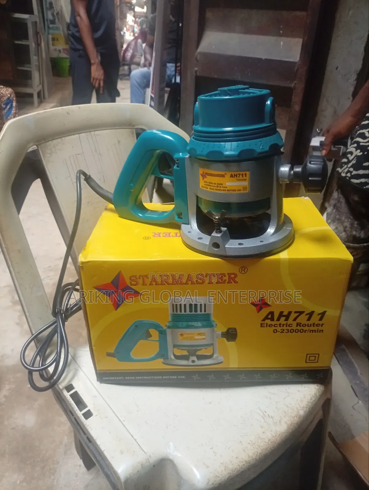 Corded Palm Electric Router