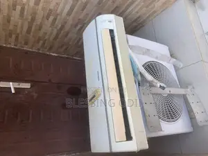 Samsung 1hp Low Voltage Chilling Perfectly Well Factory Fitted