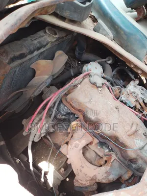 Nissan Cabstar 1999 Blue