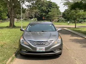 Hyundai Sonata 2011 Gray