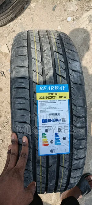 Brand New 235/50r21 Bear Way