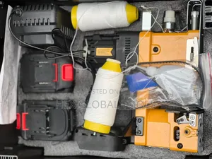 Dewalt Bag Closer Machine