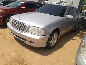 Mercedes-Benz C200 2002 Silver