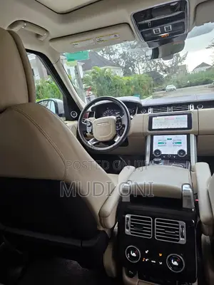 Land Rover Range Rover Vogue 2019 Gold